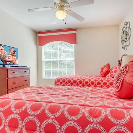 Pool Home * Large Master Bedroom
